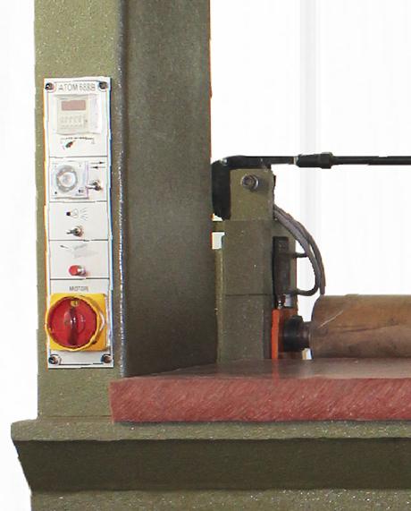 Troqueladora de Puente Atom G 888